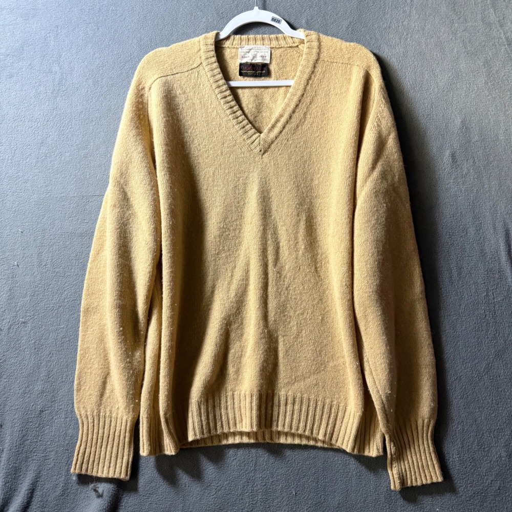 Lord Jeff Vintage Camel Hair Wool V-Neck Sweater Tan Made in USA Mens XL